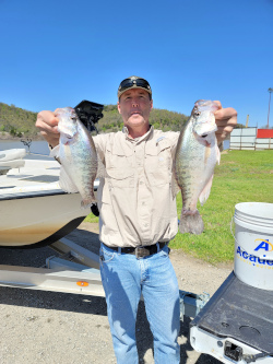 Lake Eufaula fishing guide pictures with Lake Eucha Oklahoma fishing guide Thomas Guide Service.